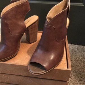 Lucky Brand open toe bootie , size 10, brown